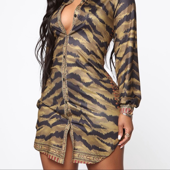 ♻️FASHION NOVA VERY SEXY WILD DAY DIVA MINI DRESS - Picture 4 of 11